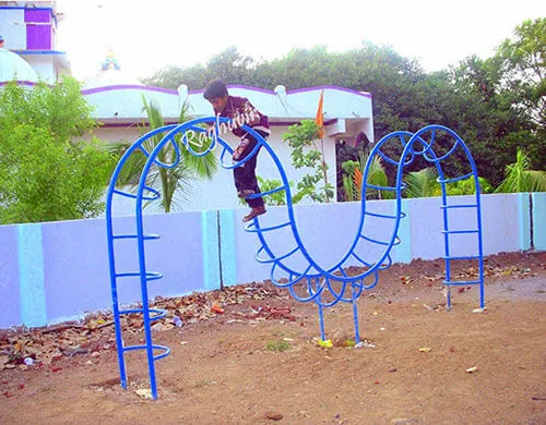 blue metal humpty dumpty climber for kids