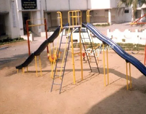 roller slide with wave shape