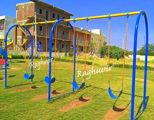 kids-4(four)srch-swing